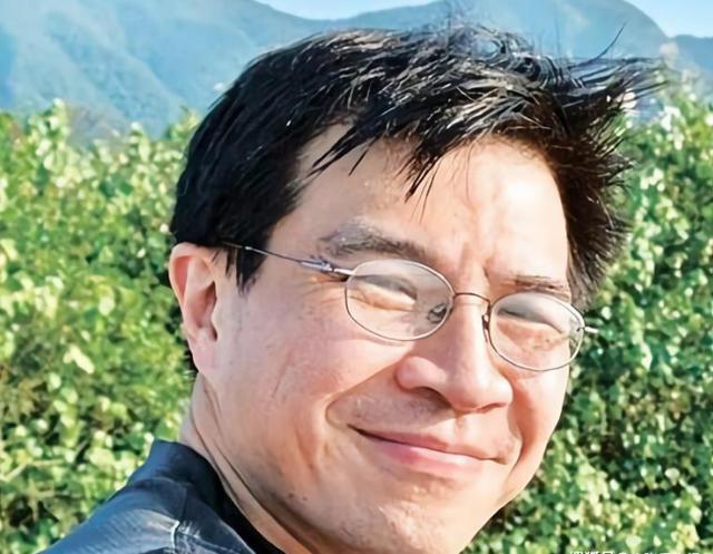 2015年香港教授出轨妻女车内蹊跷身亡两个瑜伽球成破案关键(图13)