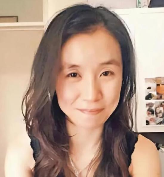 2015年香港教授出轨妻女车内蹊跷身亡两个瑜伽球成破案关键(图12)