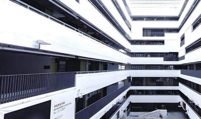 活化向左 衰败向右——以南丰纱厂、JCCAC为例探究香港工厦新生之路(图2)