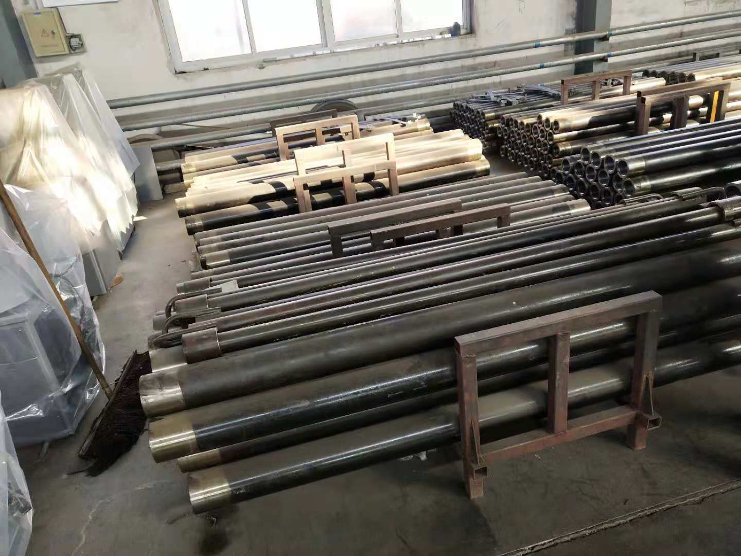 二氧化碳爆破设备又名气体膨胀器(图1)